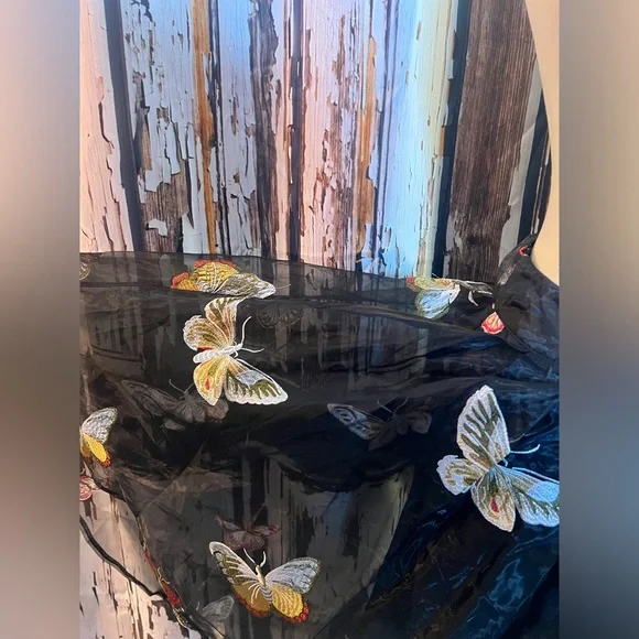 a'gaci Black Butterfly Midi Skirt - Picture 2 of 7